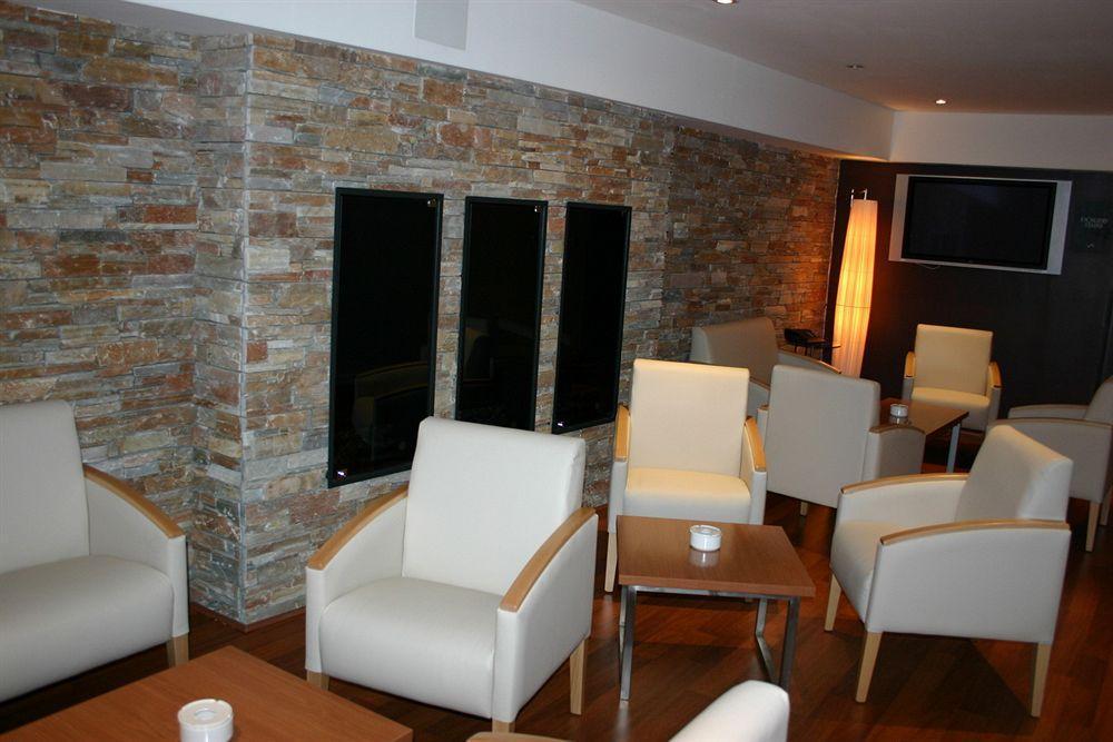 Alti Hotel Bagneres-de-Luchon Bagian luar foto