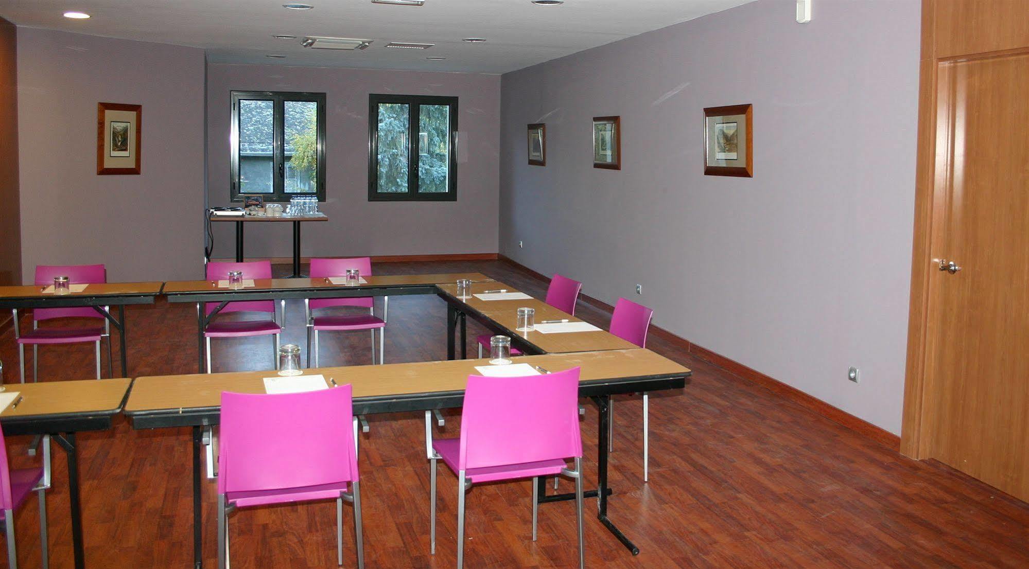 Alti Hotel Bagneres-de-Luchon Bagian luar foto
